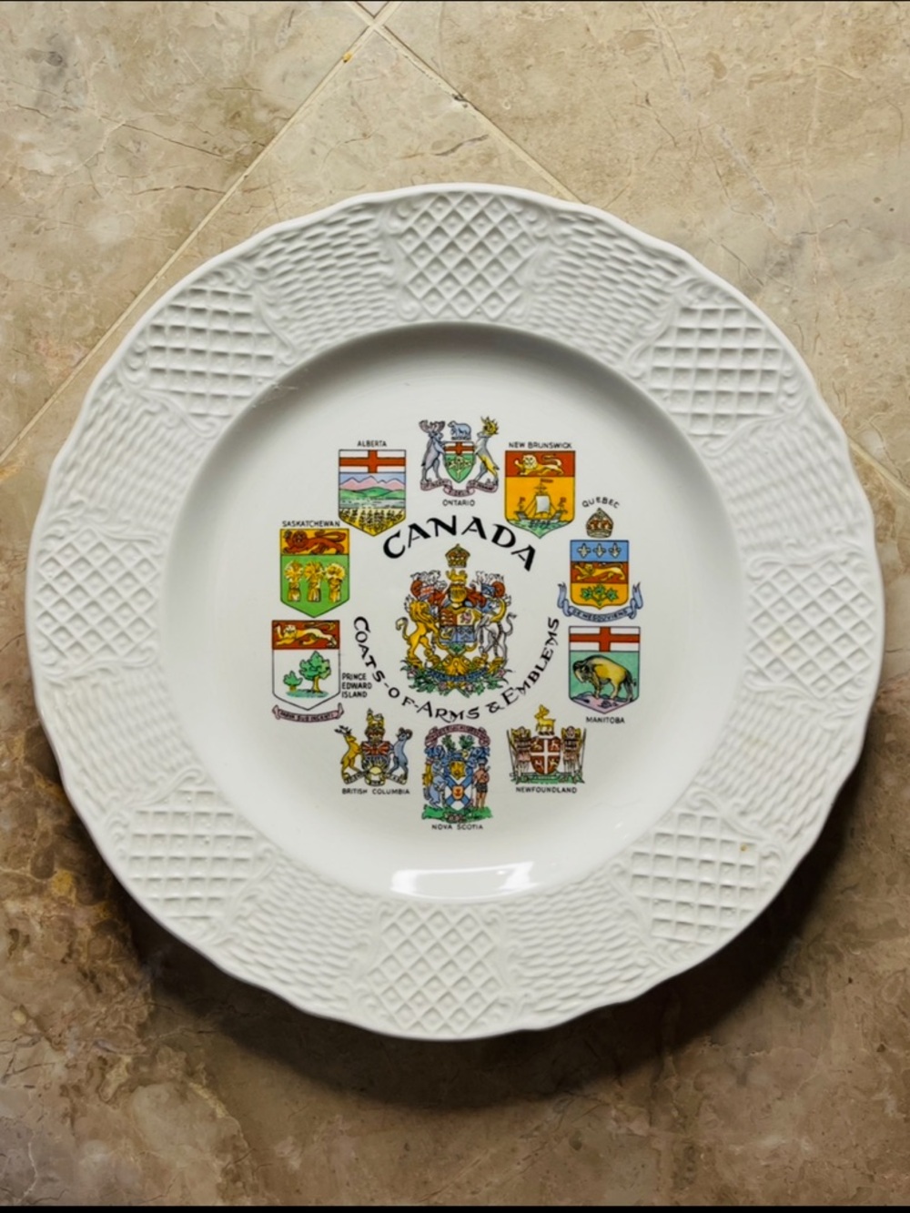Vintage Simpsons Potters
Marlborough Canada Coats of Arms
Ironstone Plate